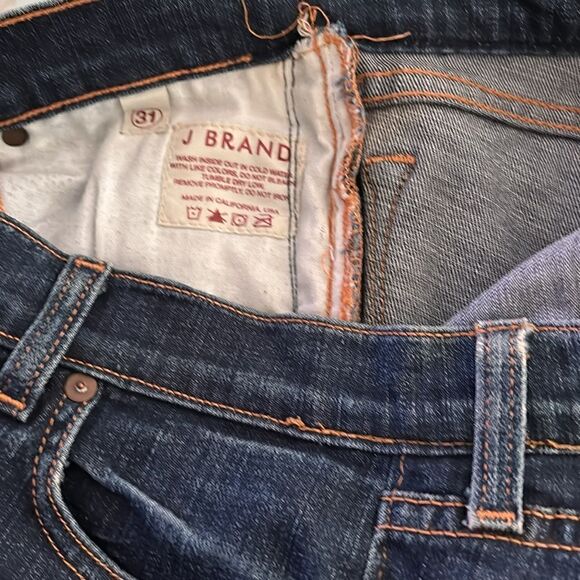 J Brand jeans 31 dark blue wash the deal 9 inch zipper on both legs - Picture 2 of 13